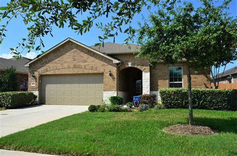 homes for sale in tuscan lakes league city tx